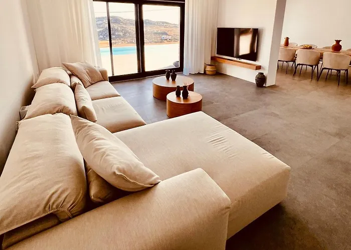 Taiyo Mykonos * سوبر بارادايس بيتش